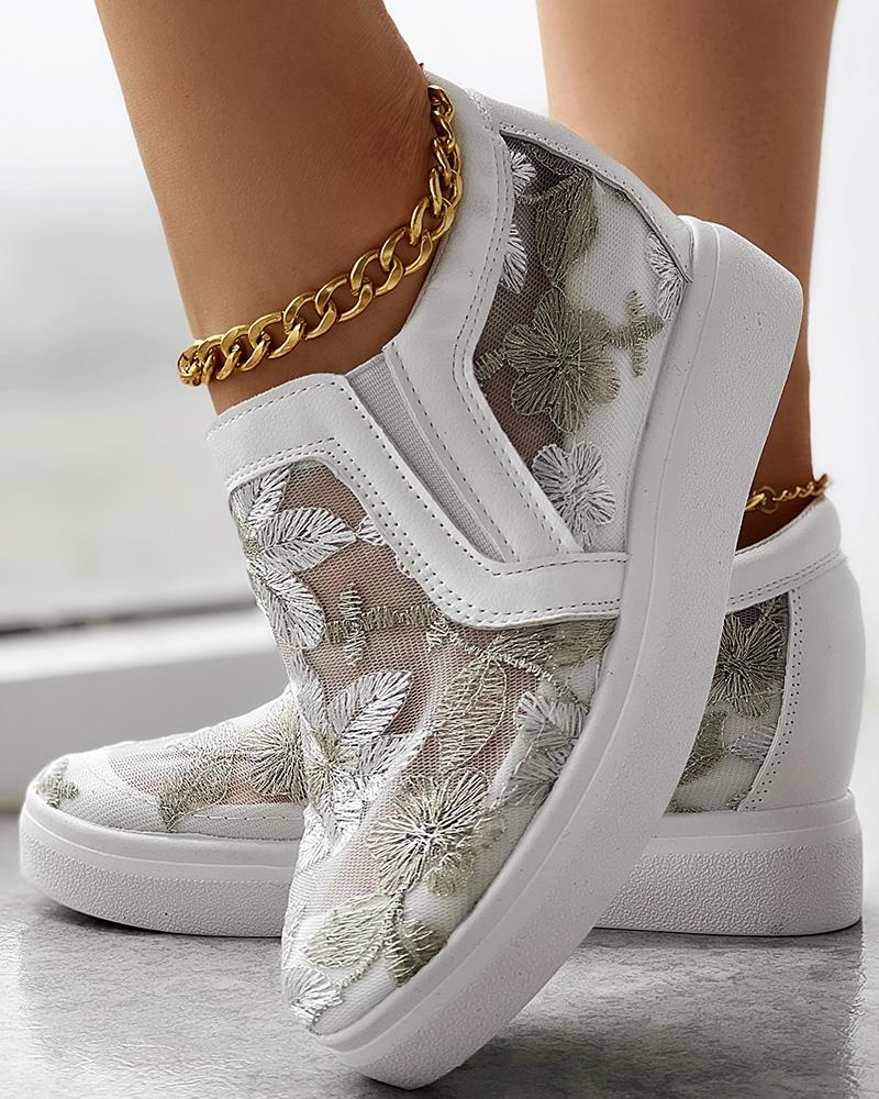 

Floral Embroidery Mesh Patch Slip On Loafer, White