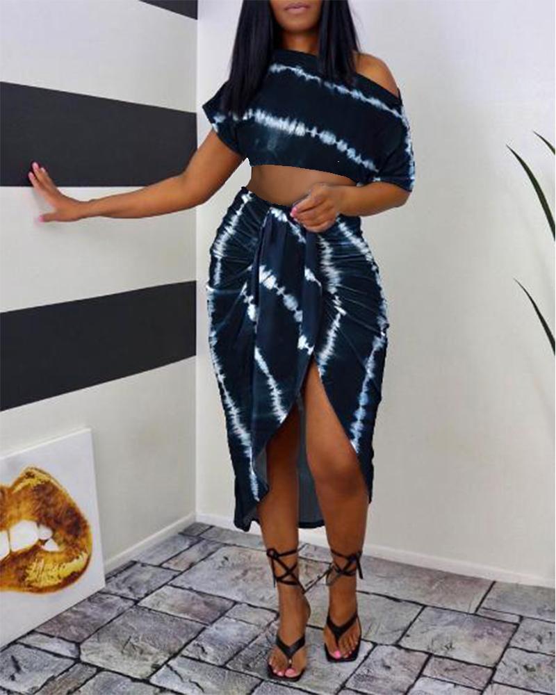 

Tie Dye Print Crop Top & Ruched Slit Skirt Set, Purplish blue