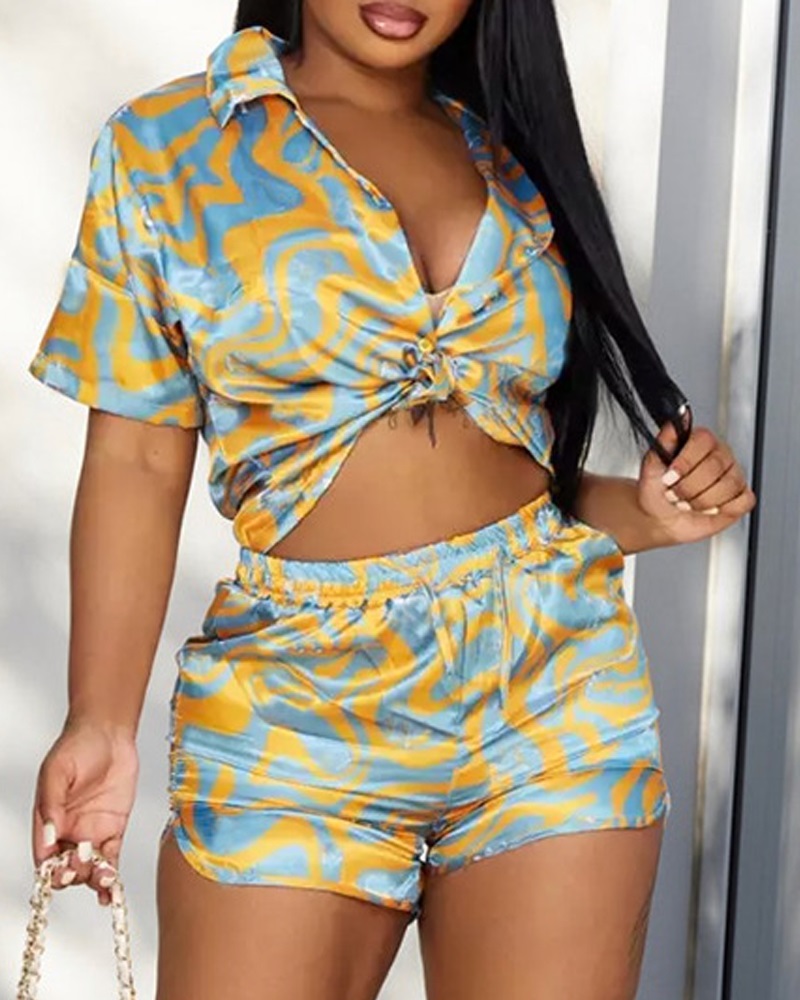 

Abstract Print Top & Drawstring Shorts Set, Yellow