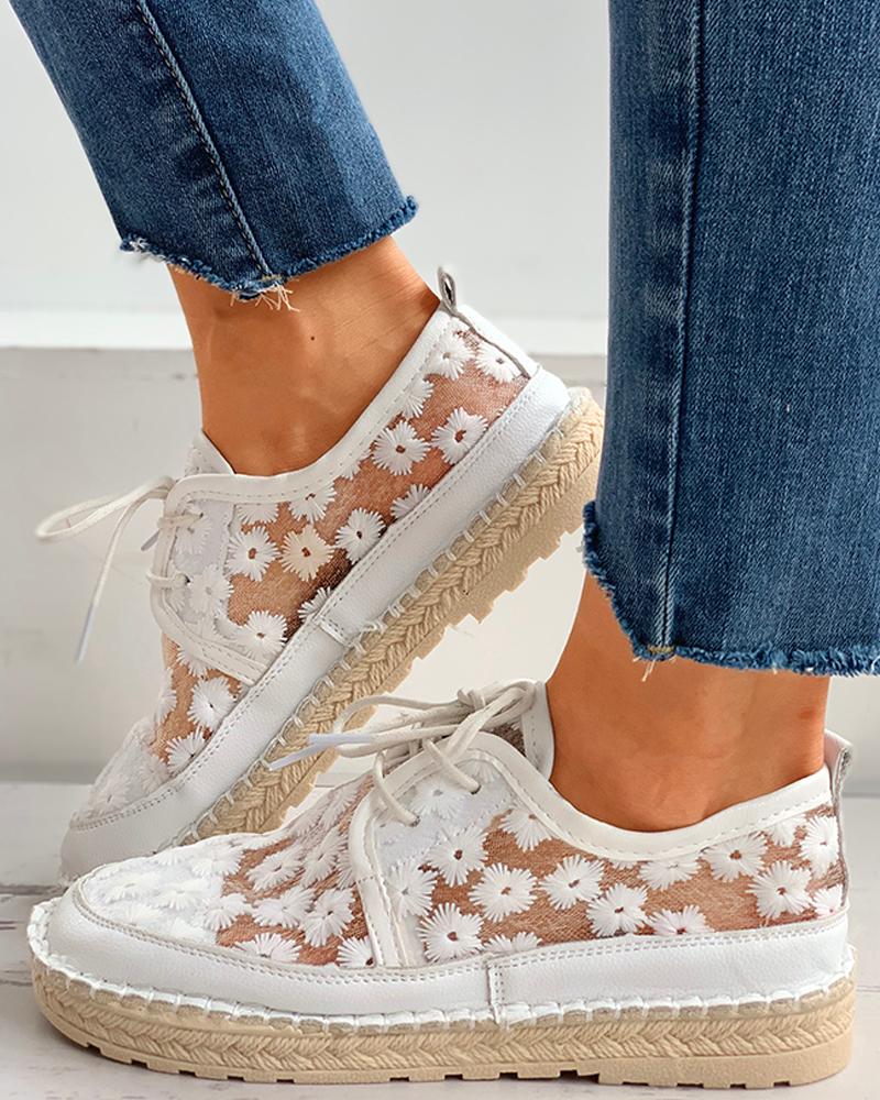 

Floral Pattern Woven Flax Lace-up Sneakers, White