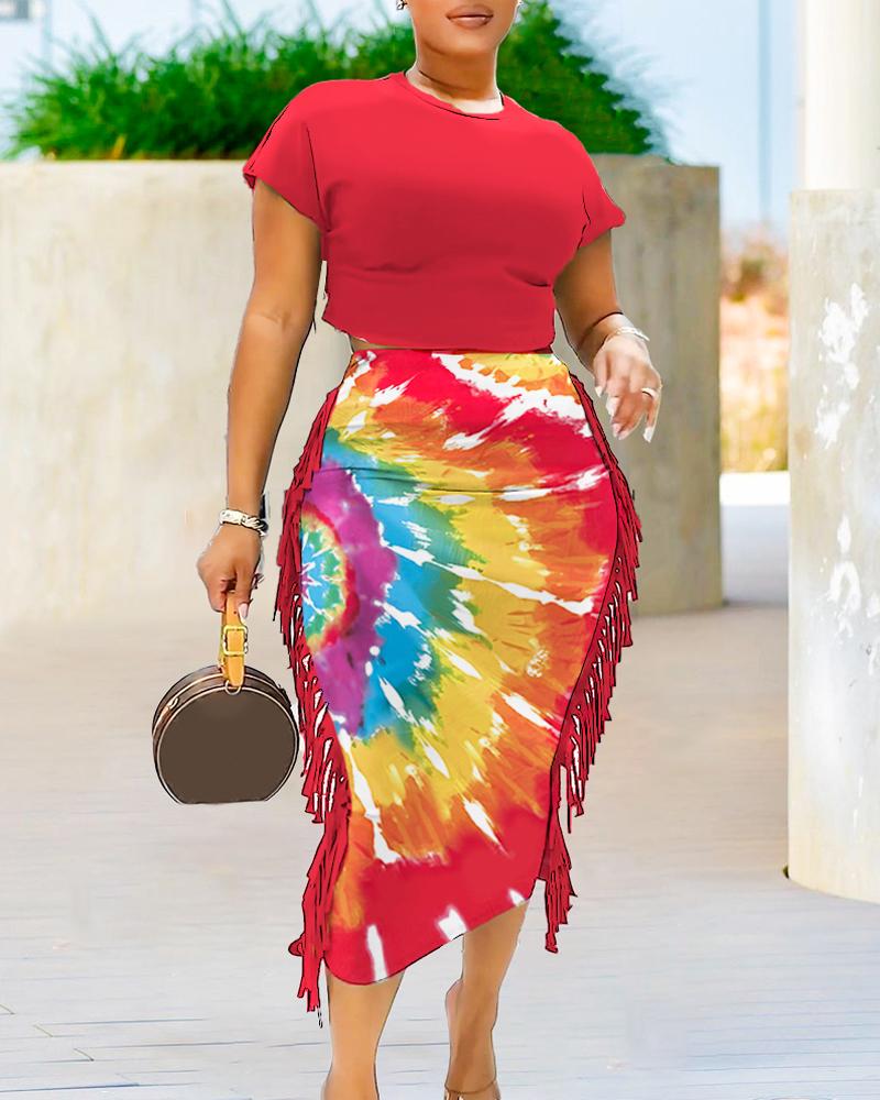 

Tie Dye Print Crop T-shirt & Tassel Design Skirt Set, Red