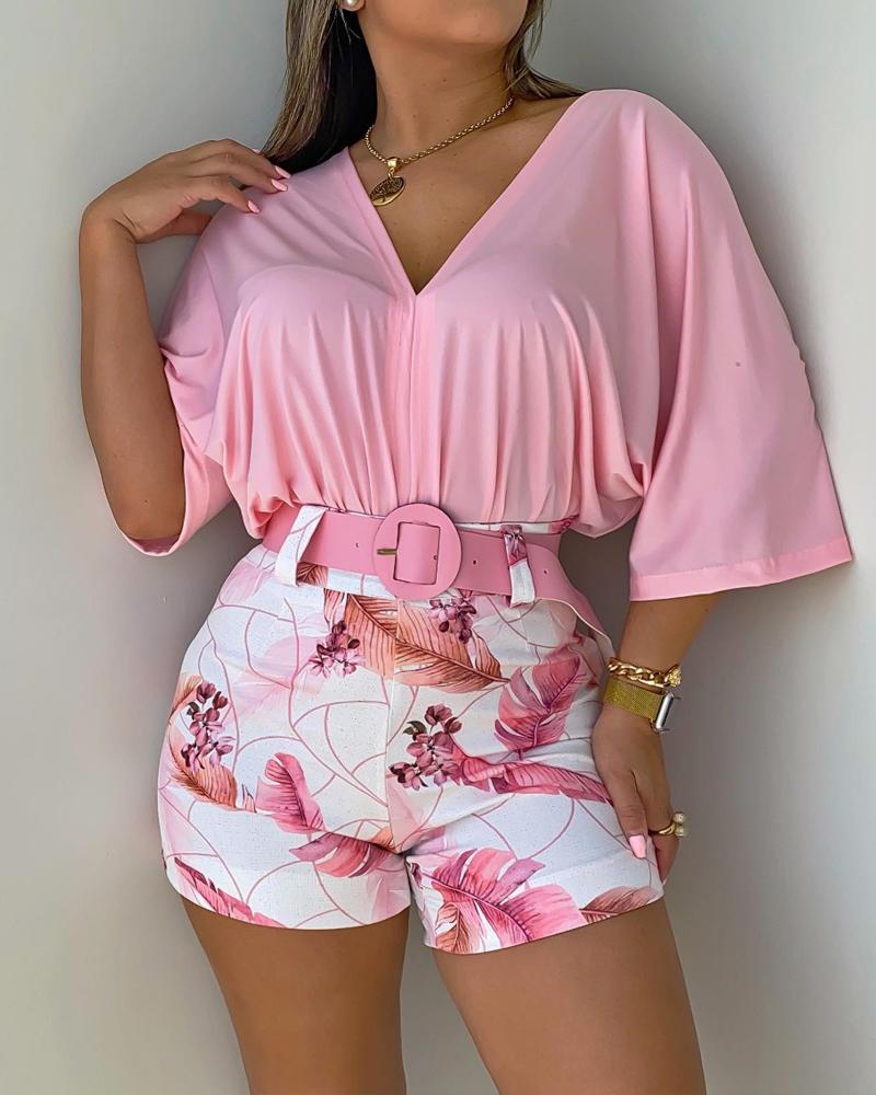 

Batwing Sleeve Top & Tropical Print Shorts Set, Pink