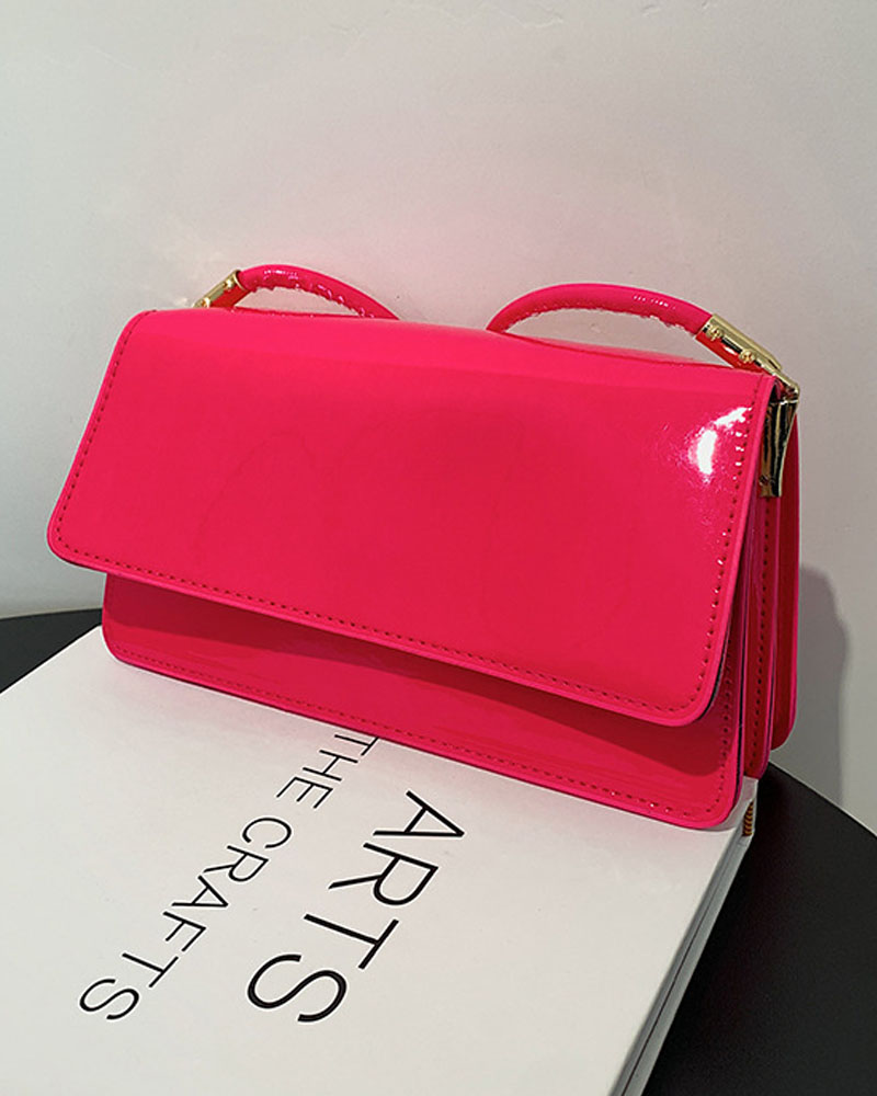 

Flap Design Baguette Bag, Hot pink