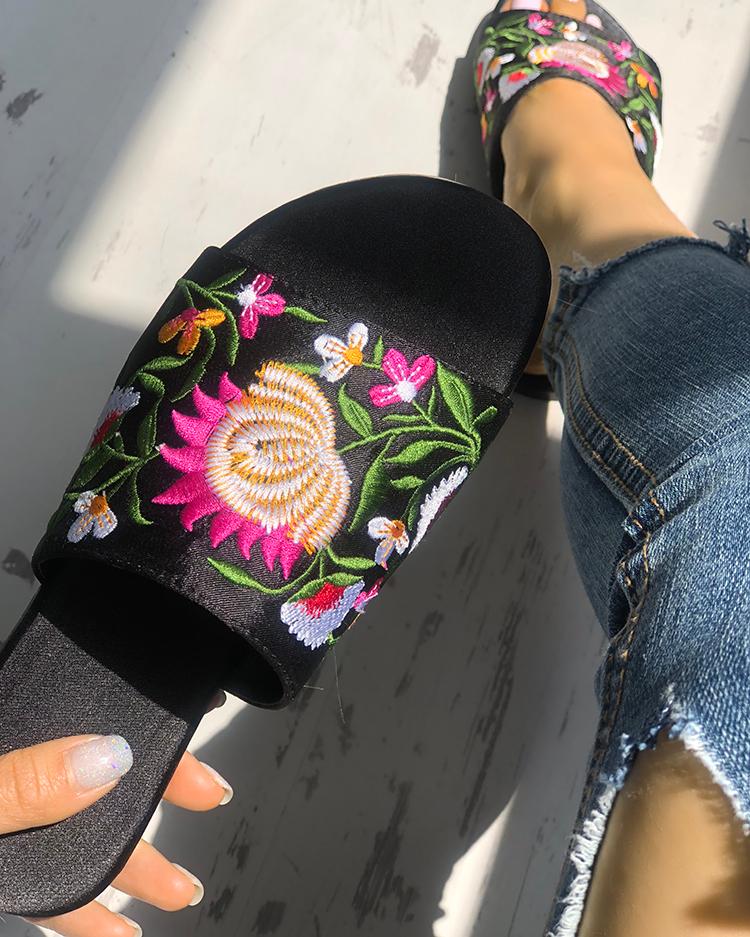 

Floral Embroidery Open Toe Flat Slippers, Black
