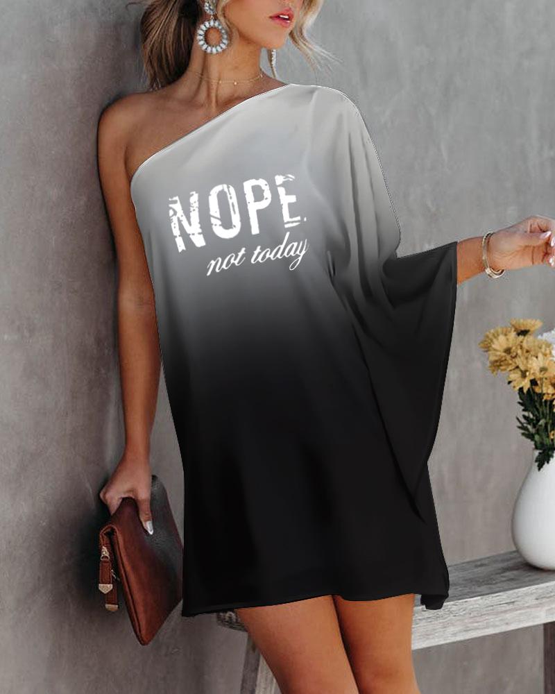 

Letter Print Ombre One Shoulder Casual Dress, Blackwhite