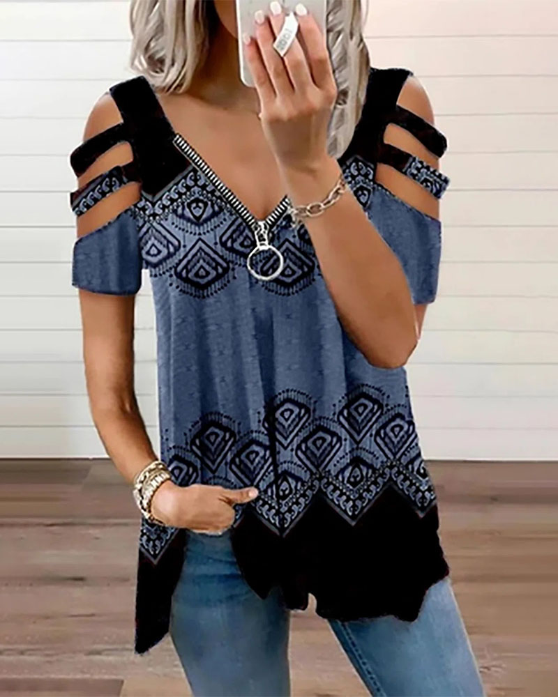 

Cold Shoulder Tribal Print Cutout Top, Blue