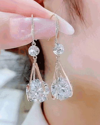 

1Pair Waterdrop Shaped Rhinestone Decor Drop Earrings, Gold