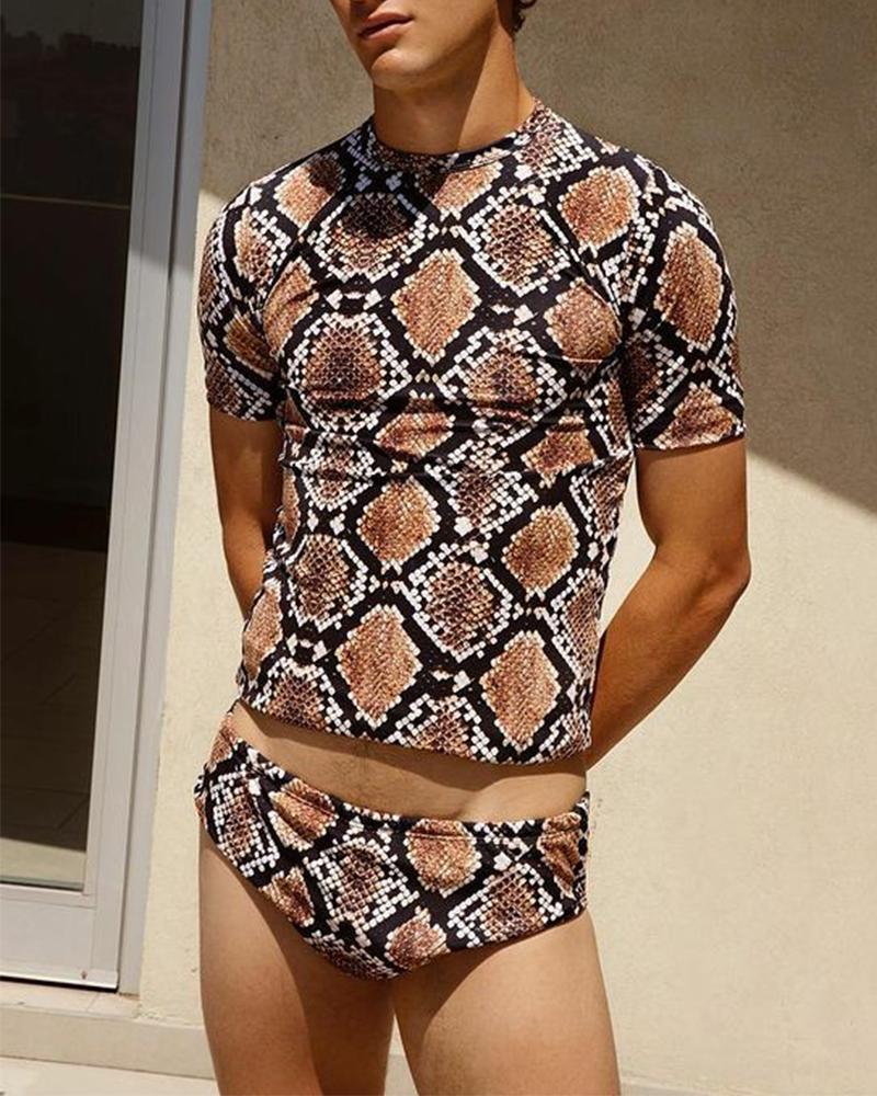 

Snakeskin Print Short Sleeve T-shirt With Underpants Suit Sets, Multicolor
