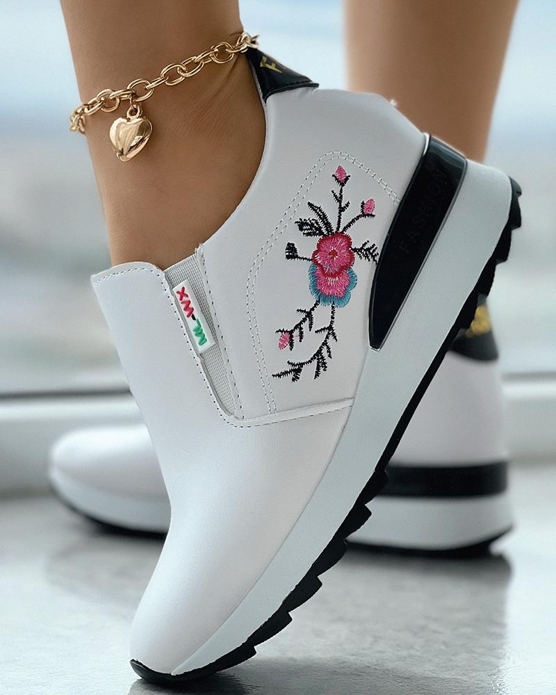

Floral Embroidery Slip On Hidden Wedge Loafer, White&black