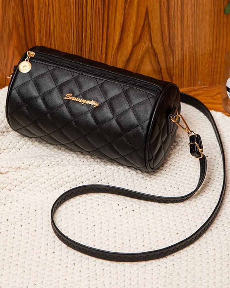 

Letter Pattern Zipper Decor Quilted Shoulder Bag, Black
