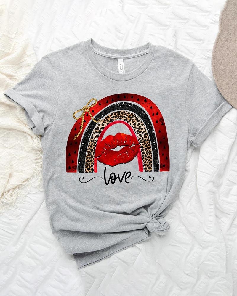 

Valentine' Day Cheetah Lip Letter Print T-shirt, Gray