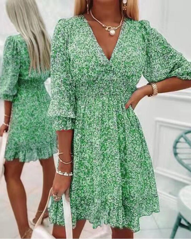 

Pink Ditsy Floral Print Lantern Sleeve Ruffles Shirred Dress, Green