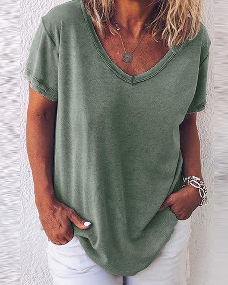 

V Neck Loose Fit T-Shirt, Army green