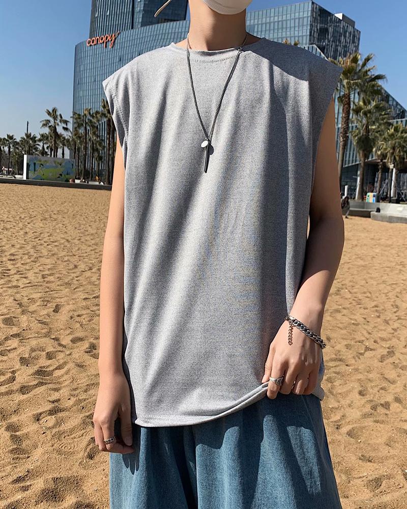 

Solid Sleeveless Sporty Tanks, Gray