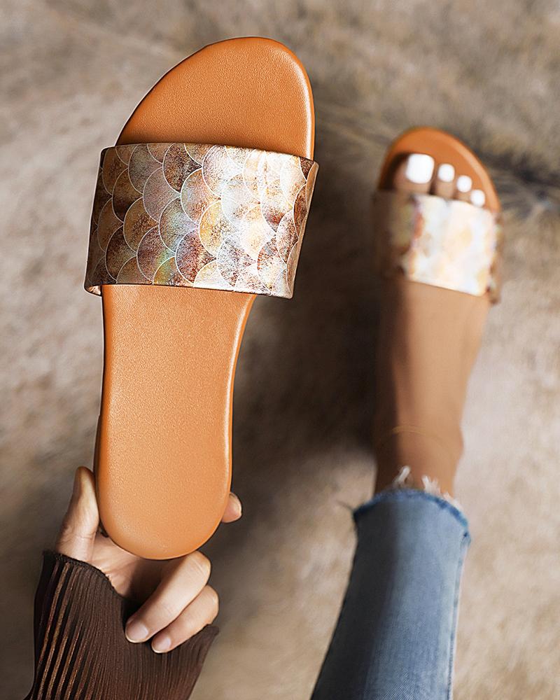 

Multicolor Vintage Patterns Upper Open-toe Flat Sandals, Beige