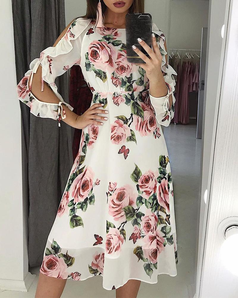 

Cold Shoulder Cutout Sleeve Ruffles Floral Print Dress, White