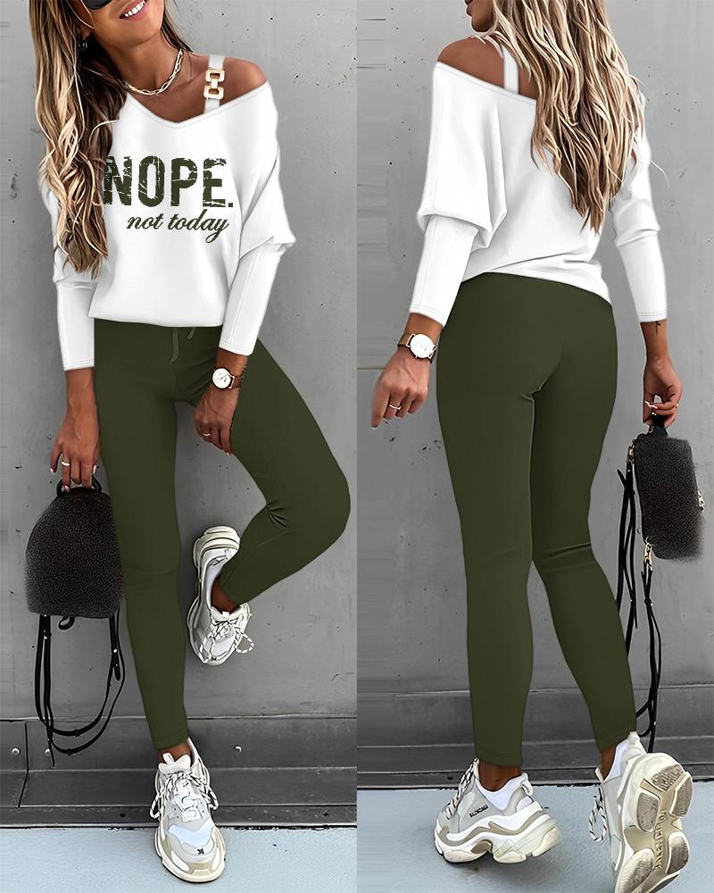 

Nope Not Today Print Chain Decor Top & Pants Set, Army green