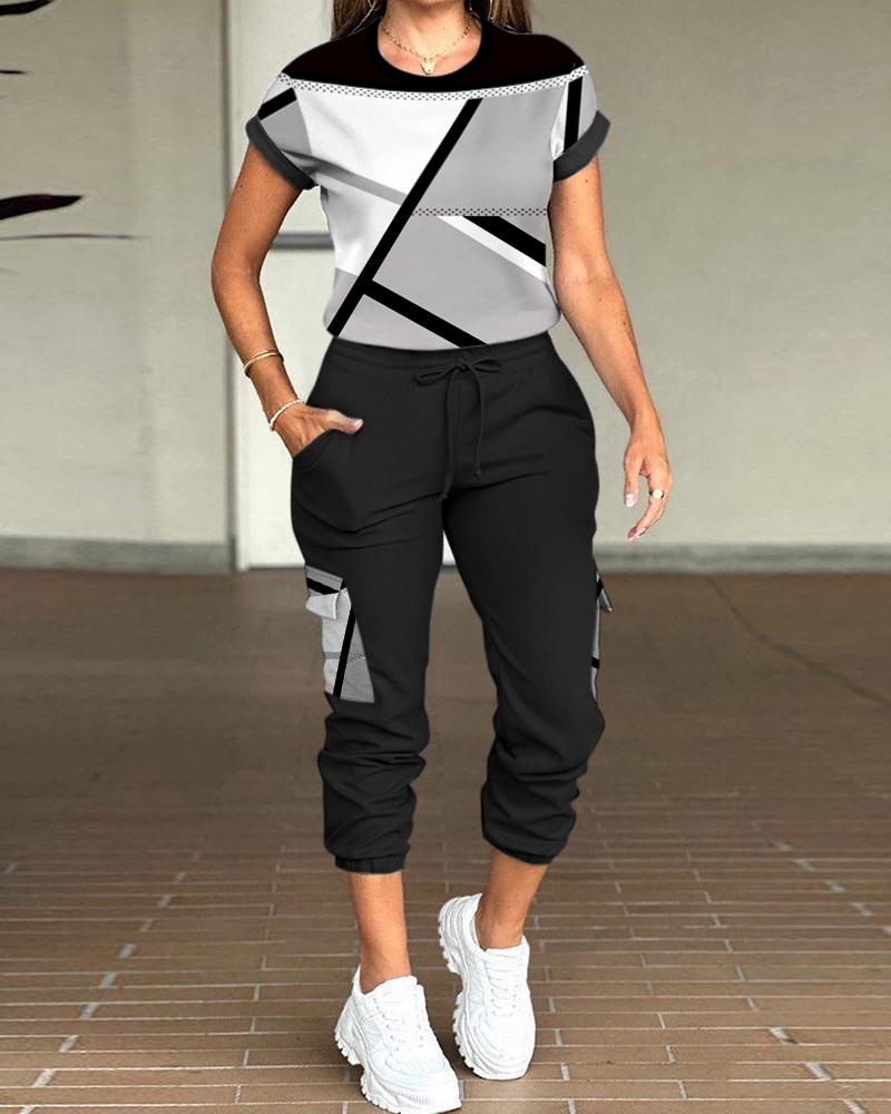 

Geometric Print Top & Drawstring Cuffed Pants Set, Black