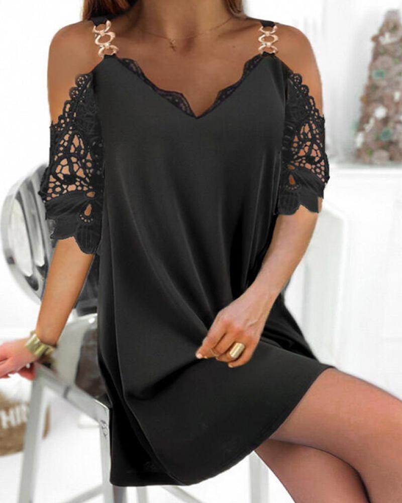 

Cold Shoulder Chain Decor Lace Patch Casual Dress, Black