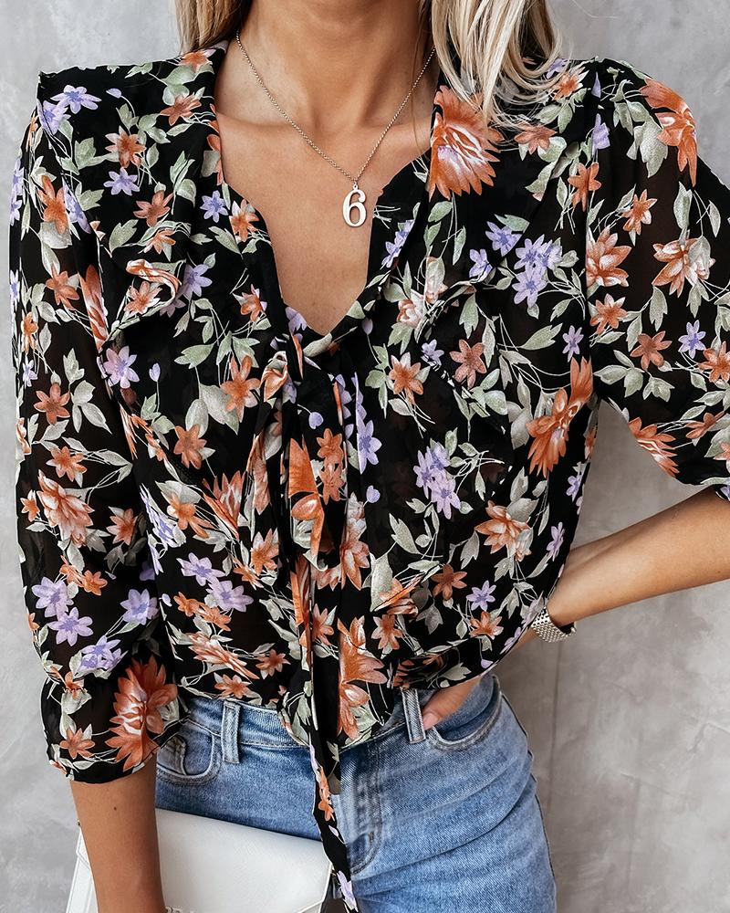 

Ruffle Hem Floral Print Tied Detail Top, Black