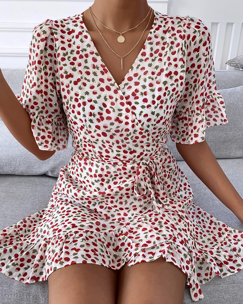 

Ditsy Floral Print Ruffles Hem Dress, Beige