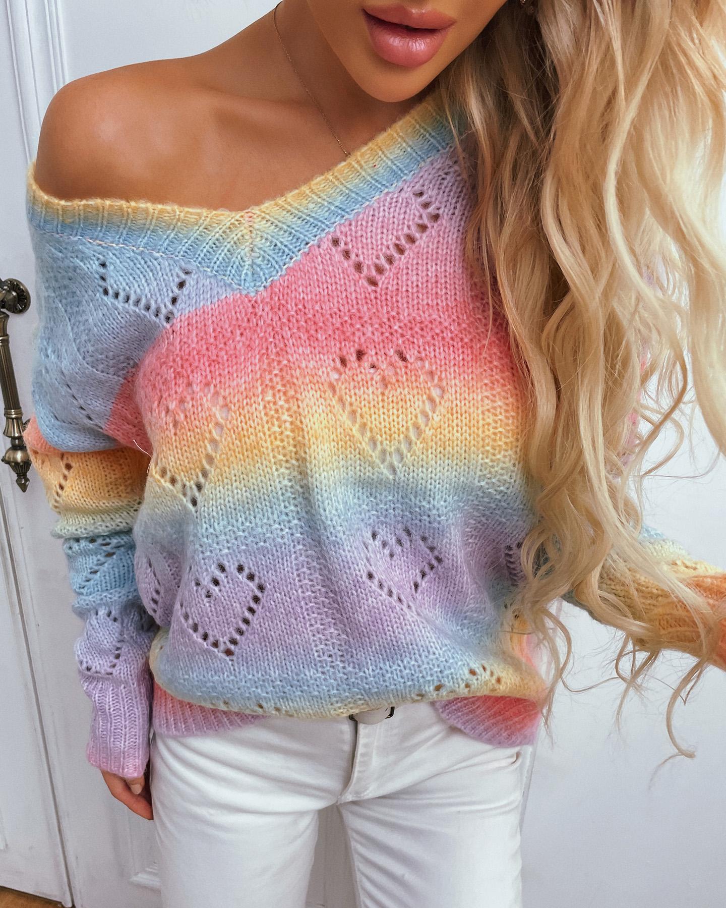 

Hollow Out Heart Pattern Ombre Colorblock Knit Sweater, Multicolor