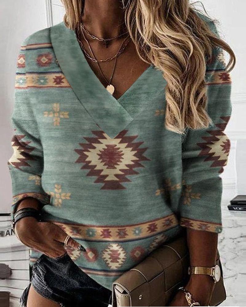 

Plus Size Tribal Print Long Sleeve Casual Top, Green