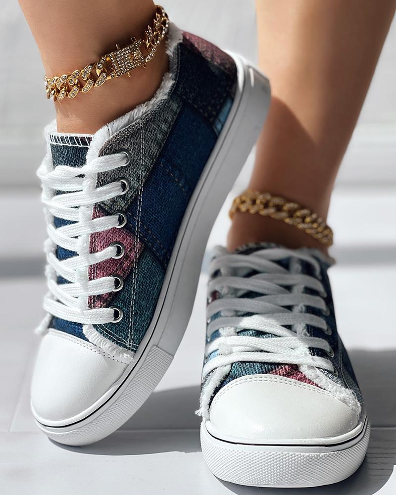 

Denim Look Print Eyelet Lace-up Raw Hem Sneakers, Multicolor