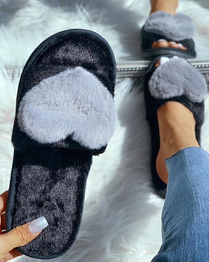 

Open Toe Fluffy Heart Design Flat Slipper, Gray