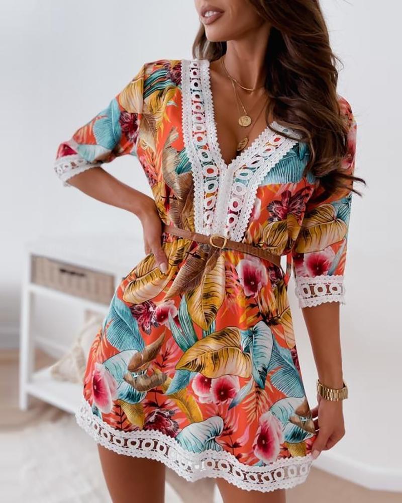 

Graphic / Paisley / Tropical Print Lace Patch Dress, Yellow