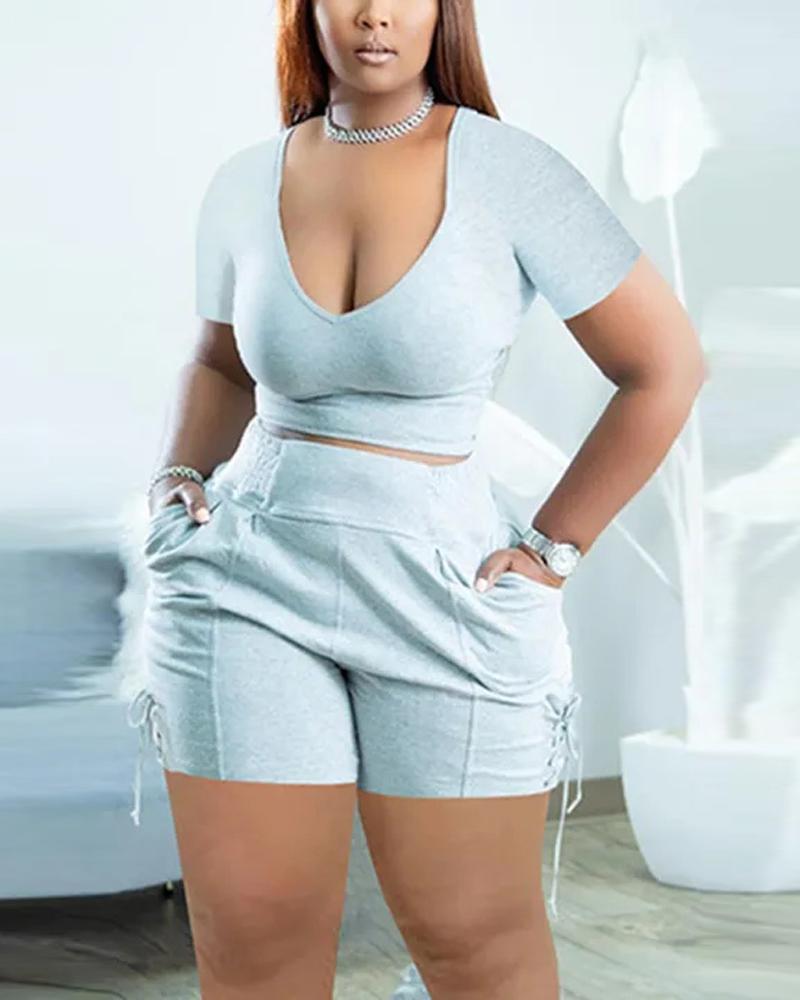 

Plus Size Crop Top & Lace-up Side Shorts Set, Gray