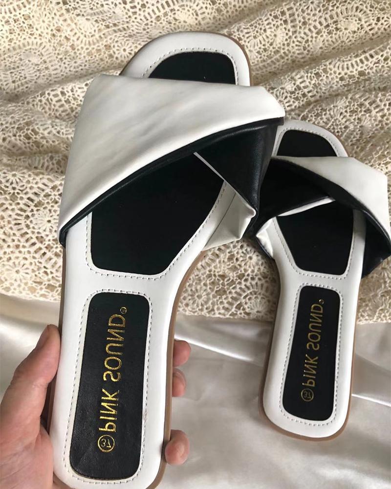 

Square-toe Color Block PU Leather Flat Slippers, Black&white
