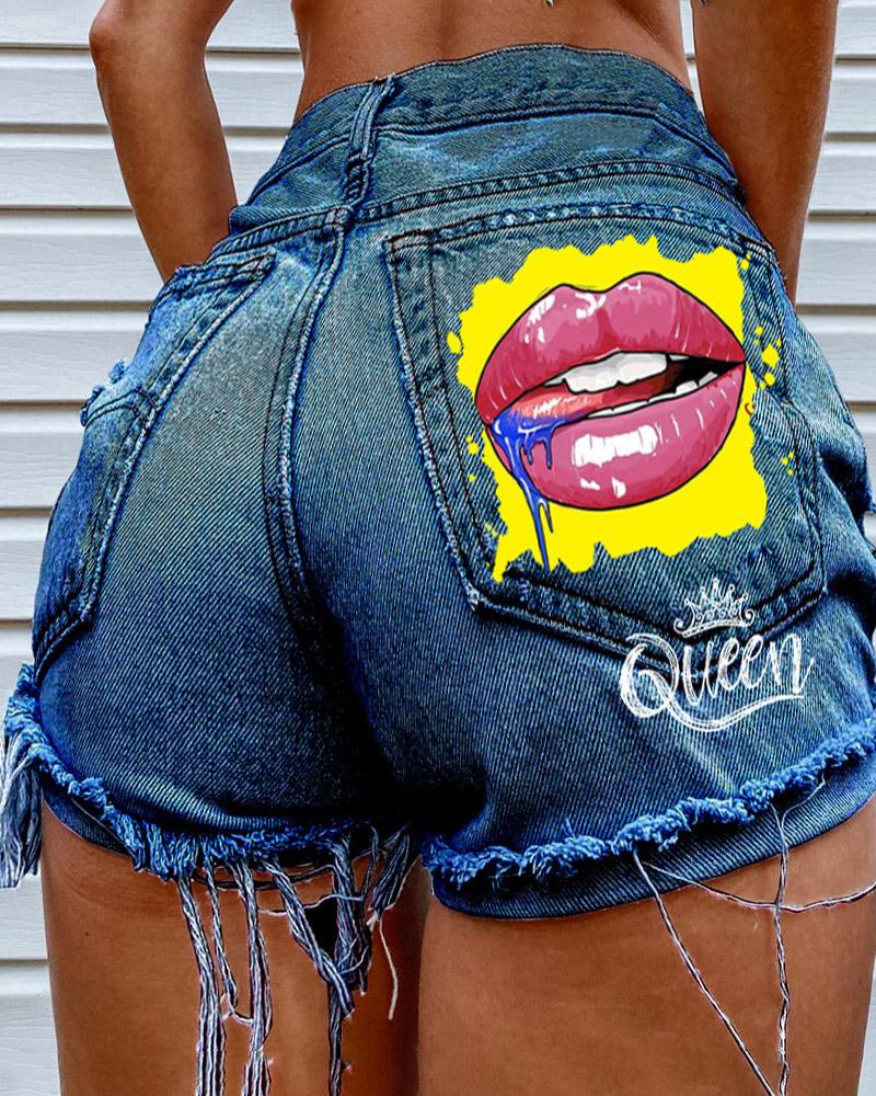 

Fringe Ripped Lip Letter Print Denim Shorts, Blue