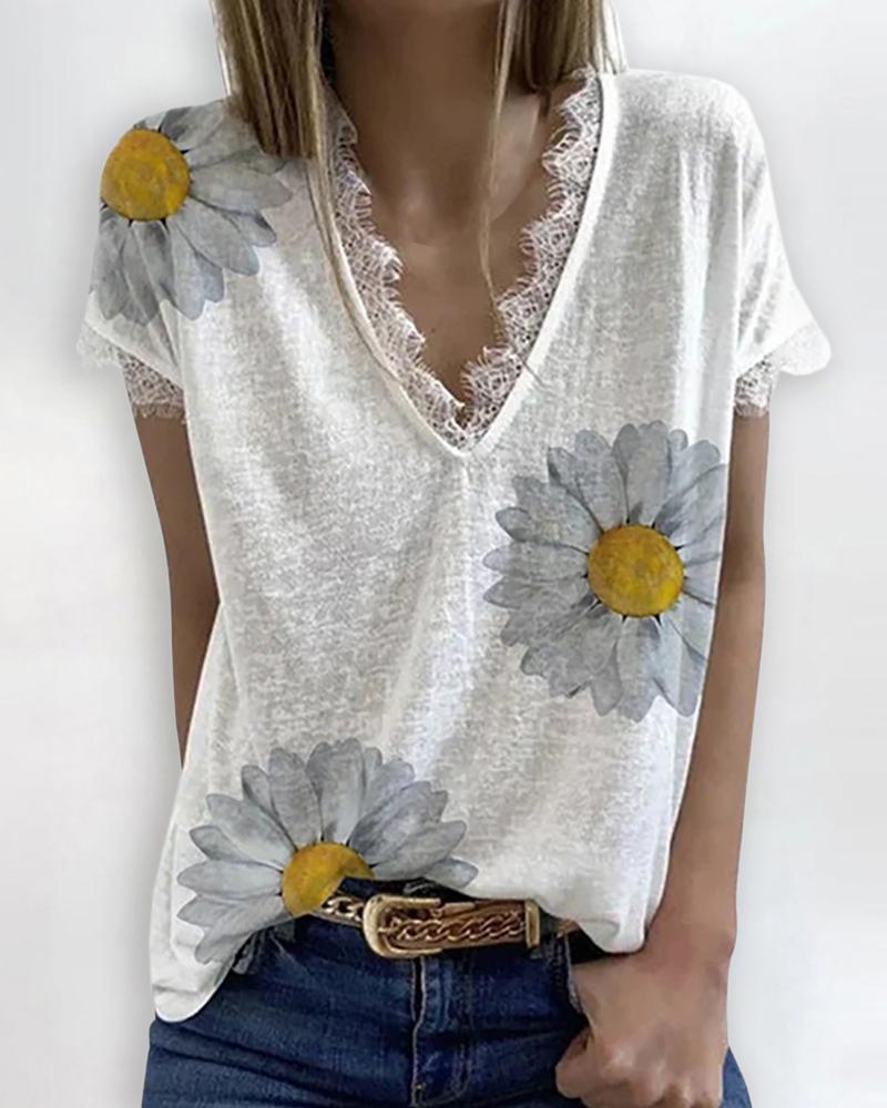 

Eyelash Lace Trim Daisy Print T-shirt, White