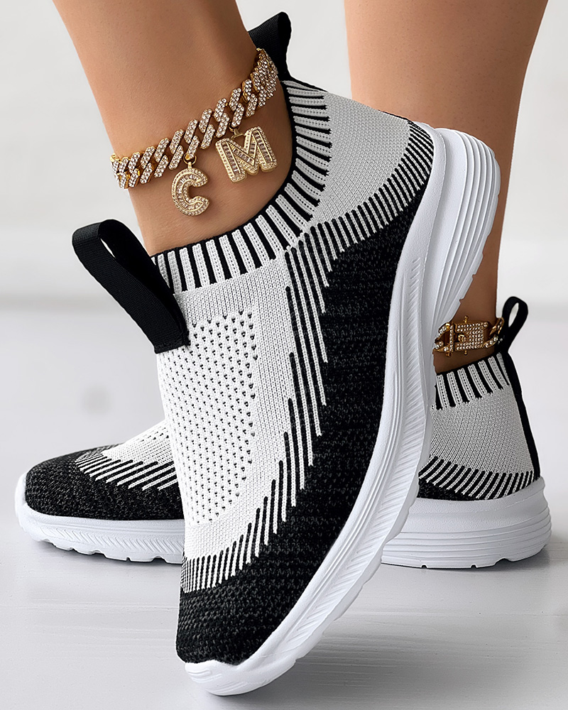 

Colorblock Slip On Knit Running Sneakers, Blackwhite