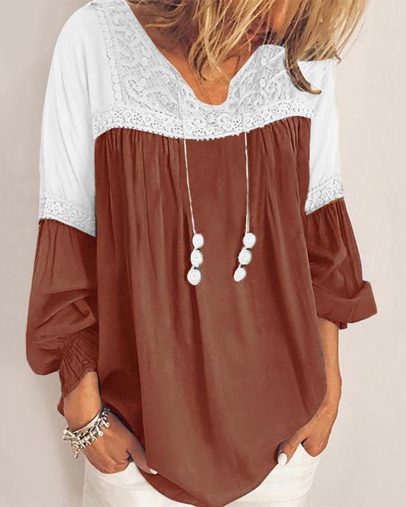 

Colorblock Lace Patchwork Fringe V Neck Top, Red