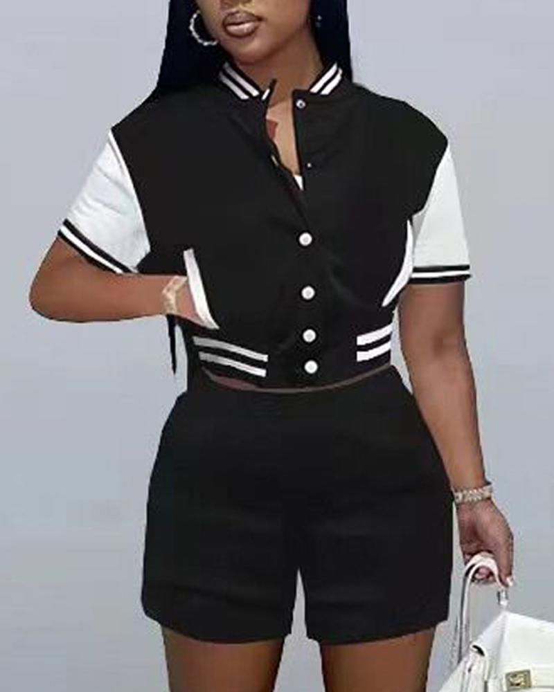 

Contrast Paneled Button Front Crop Top & Shorts Set, Black