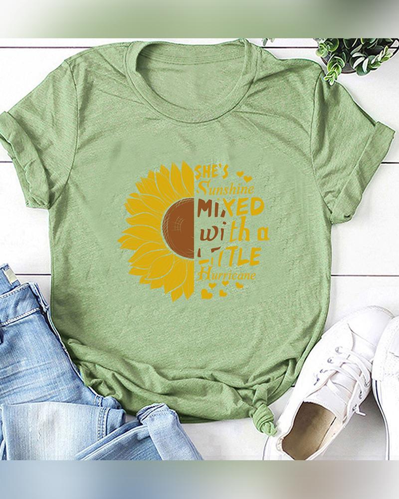 

Sunflower&Letter Print Short Sleeve T-shirt, Light green