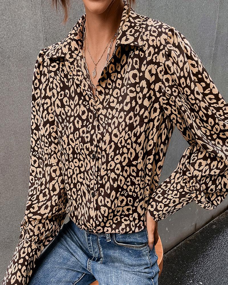 

Cheetah Print Long Sleeve Button Front Shirt, Leopard