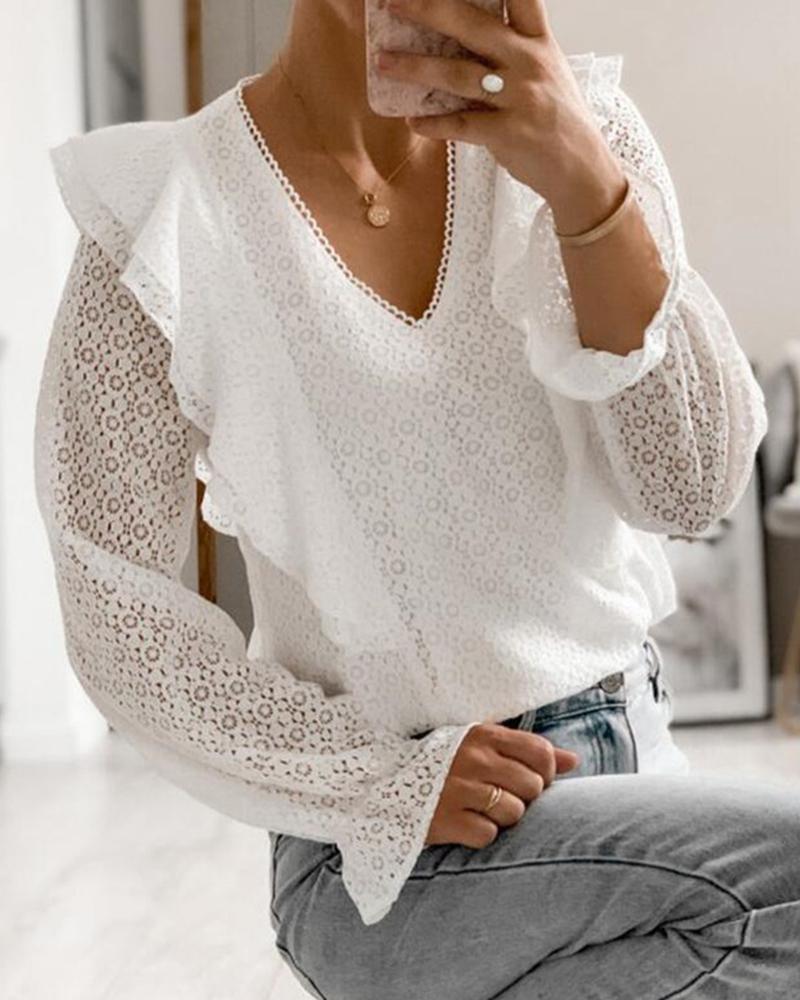 

Solid Color Ruffle Hem Long Sleeve Lace Shirt, White