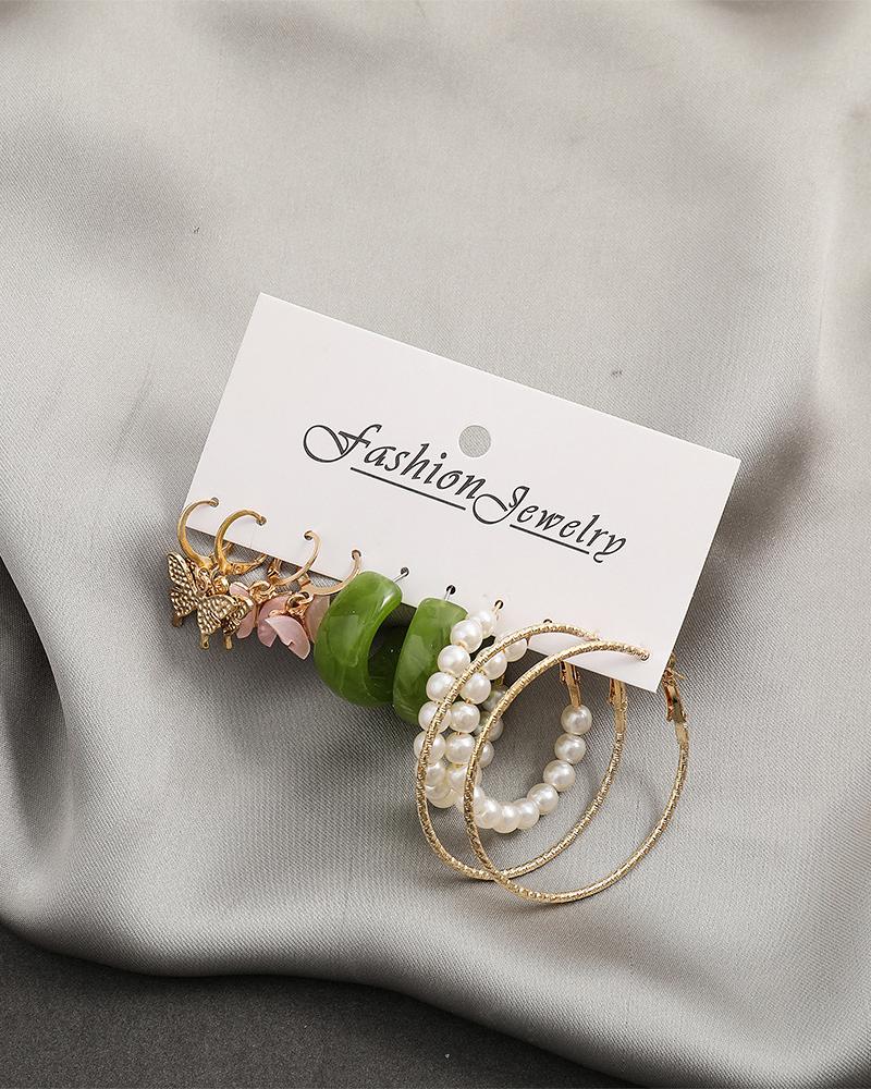 

5Pairs Retro Butterfly Pattern Pearls Decor Hoop Earrings, Gold