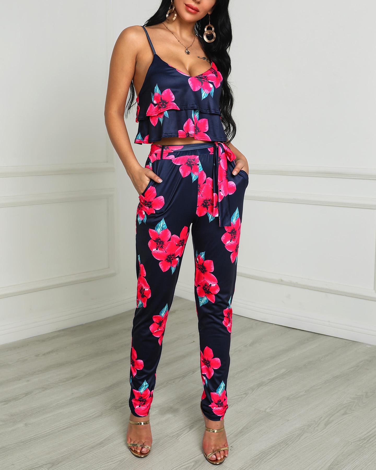 

Floral Print Ruffles Spaghetti Strap Cropped Pants Set, Multicolor