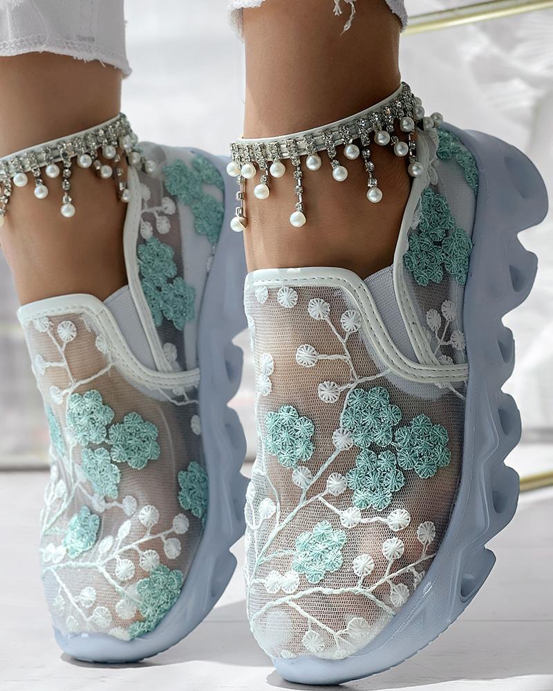 

Floral Pattern Sheer Mesh Patch Round Toe Sneakers, White&green