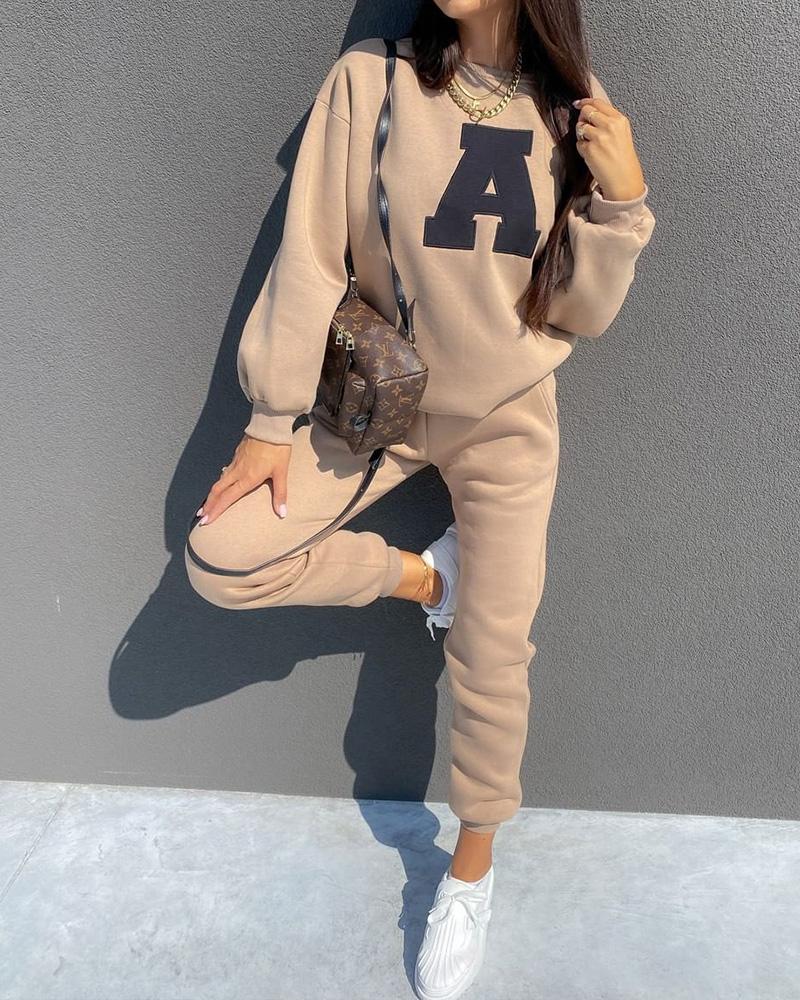 

Letter Print Long Sleeve Sweatshirt & Sweatpants Set, Apricot