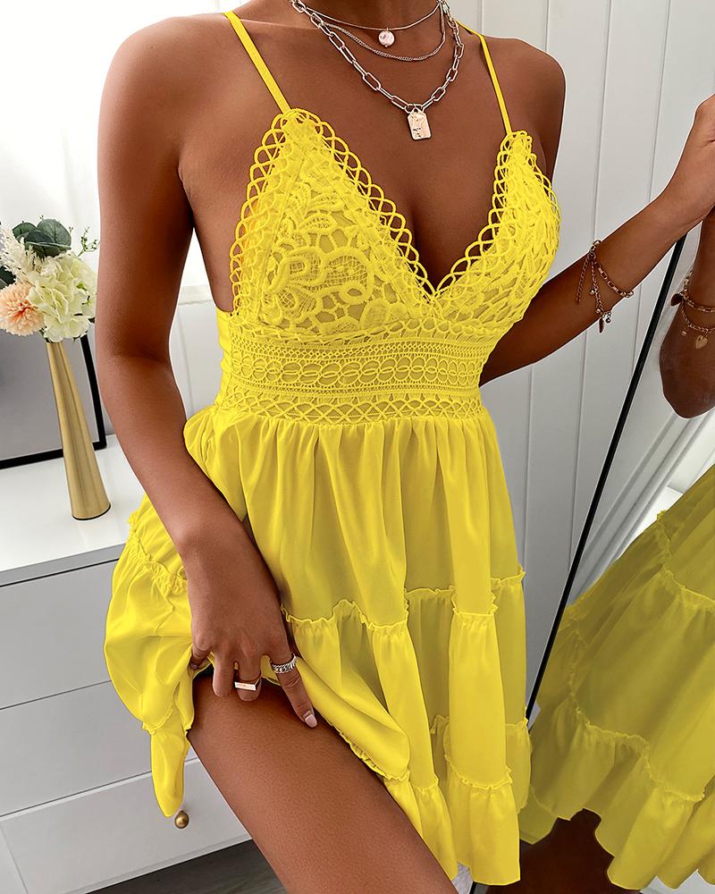 

Ruched Knotted Backless Lace Casual Dress, Yellow