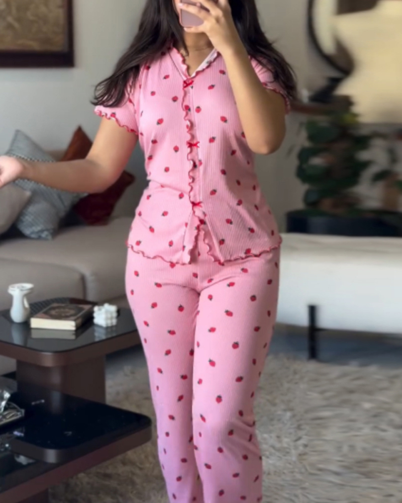 

2 Pieces Outfit Strawberry Print Stand Collar Short Sleeve T-shirt and Pants Pajamas Set, Pink