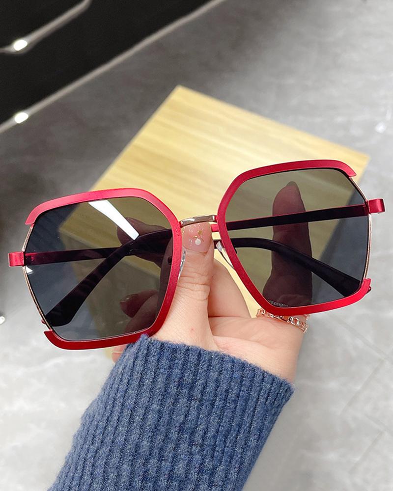 

1Pair Irregular Frame Tinted Lens Retro Sunglasses, Style3