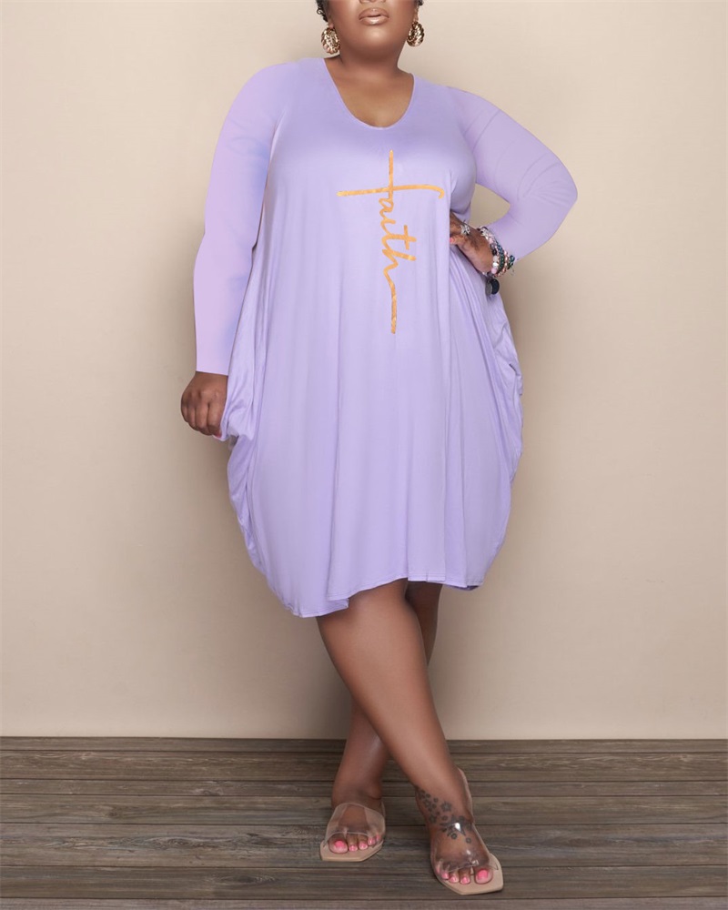 

Plus Size Letter Print Pocket Detail Long Sleeve Dress, Purple