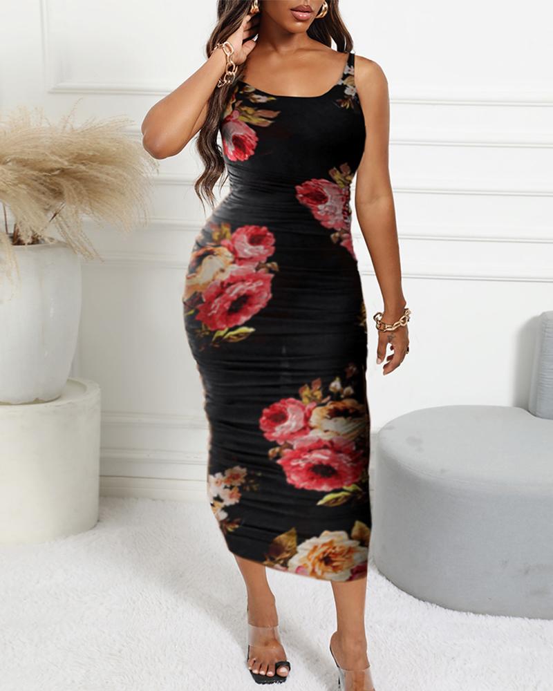 

Floral Print Sleeveless Top & Ruche Skirt Sets, Black