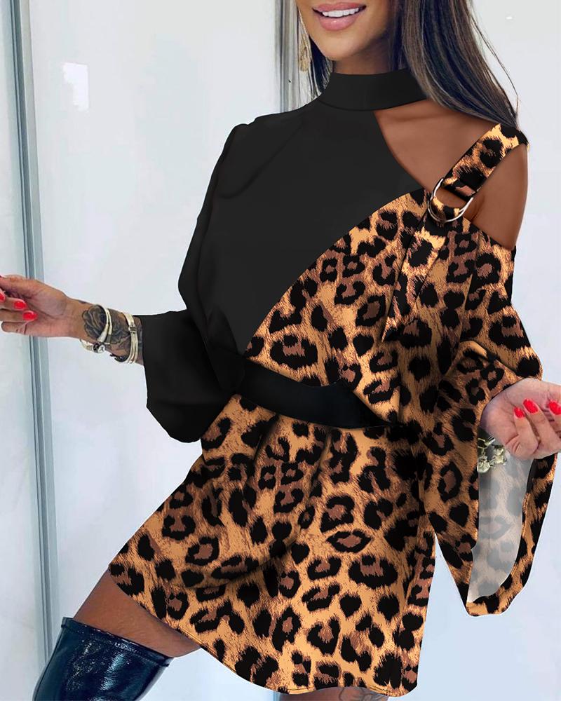

Bell Sleeve Buckle Design Leopard Print Colorblock Dress